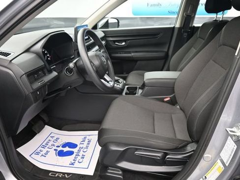 Used 2023 Honda CR-V LX image 12