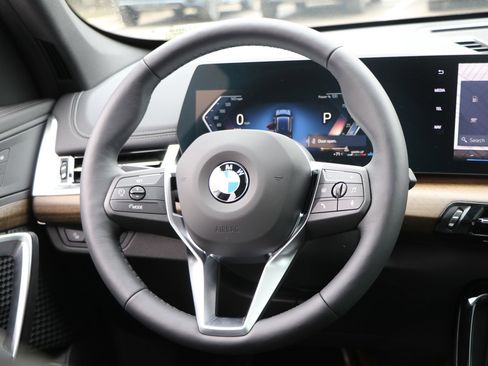 Certified 2025 BMW X1 xDrive28i w/ Convenience Package image 30