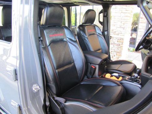 Used 2020 Jeep Wrangler Unlimited Rubicon w/ LED Lighting Group image 23