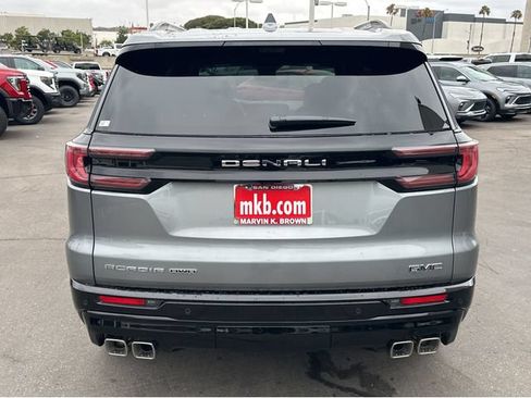 New 2026 GMC Acadia Denali Ultimate w/ LPO, Floor Liner Package AWD/4WD image 12