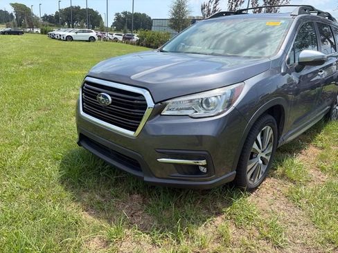 Used 2022 Subaru Ascent Touring AWD/4WD image 2