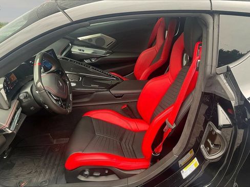 Used 2024 Chevrolet Corvette Z06 RWD image 22