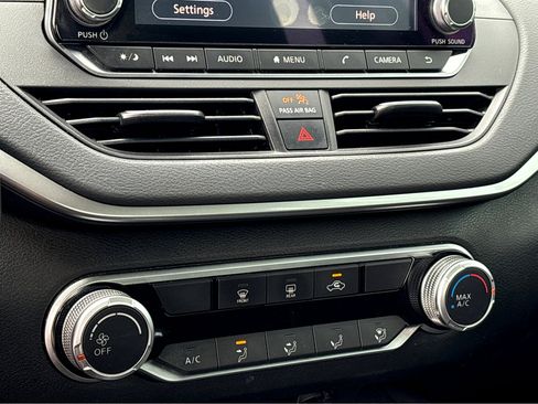 Used 2021 Nissan Altima 2.5 SR image 6