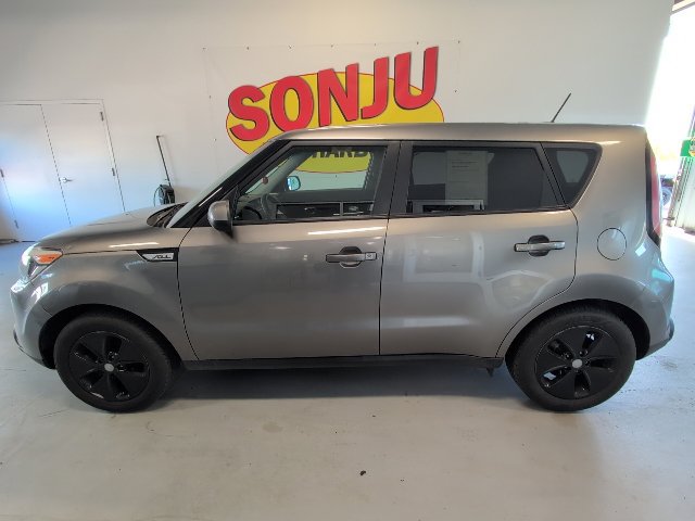 Used 2016 Kia Soul FWD image 2