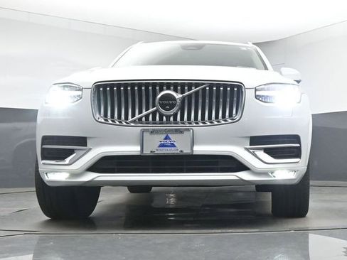 Used 2023 Volvo XC90 B6 Plus w/ Protection Package Premier AWD/4WD image 12