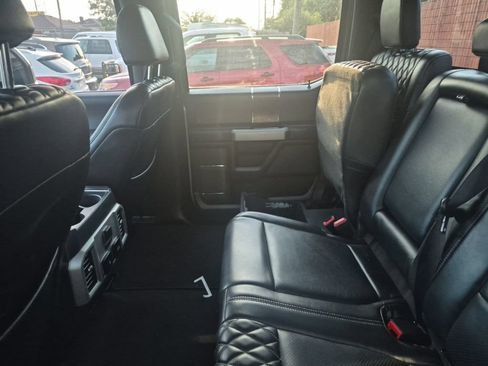 Used 2022 Ford F250 Lariat w/ Black Appearance Package AWD/4WD image 31