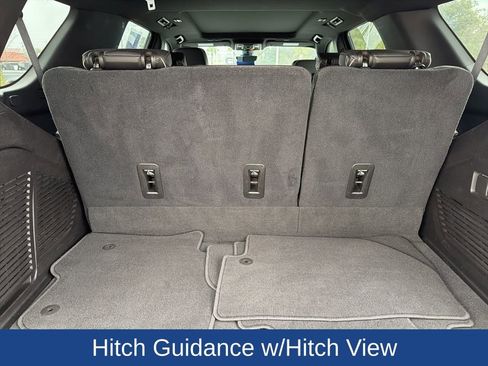 Used 2021 Chevrolet Tahoe Premier w/ Premium Package image 11