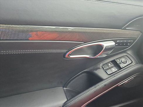 Used 2015 Porsche 911 Turbo S AWD/4WD image 23