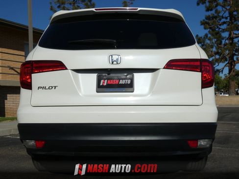 Used 2016 Honda Pilot EX image 11