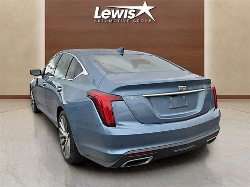 Used 2023 Cadillac CT5 Premium Luxury image 3