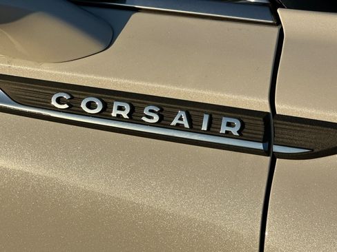 New 2025 Lincoln Corsair Premiere w/ Equipment Group 101A image 26