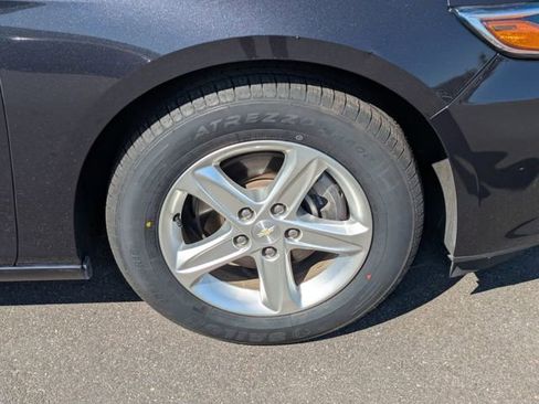 Used 2023 Chevrolet Malibu LS FWD image 11