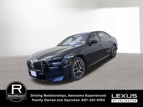 Used 2026 BMW 760i xDrive AWD/4WD image 2