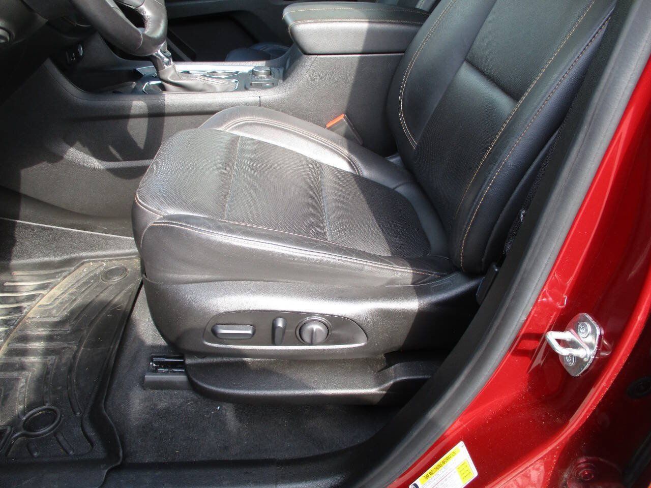 Used 2021 Chevrolet Traverse Premier AWD/4WD image 18