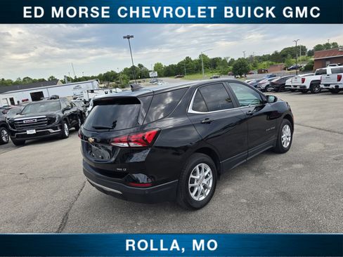Used 2024 Chevrolet Equinox LT AWD/4WD image 3