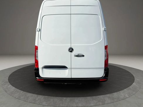 Used 2019 Mercedes-Benz Sprinter 170 image 5