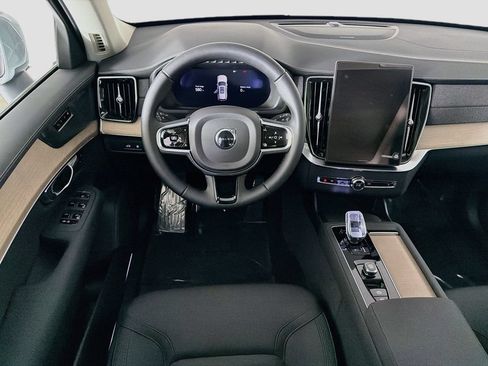 New 2026 Volvo XC90 T8 Plus w/ Protection Package Premier AWD/4WD image 24