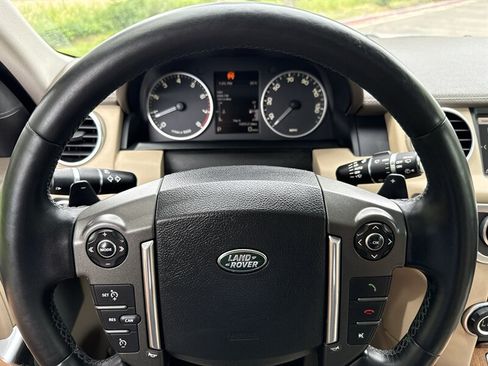 Used 2016 Land Rover LR4 AWD/4WD image 34