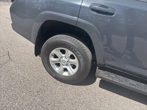 Used 2024 Toyota 4Runner SR5 Premium image 4