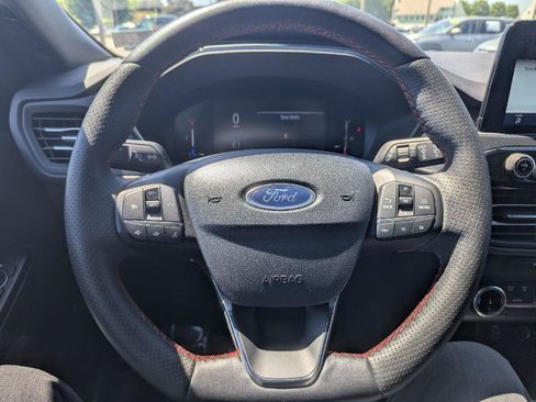 Used 2025 Ford Escape ST-Line Select AWD/4WD image 20