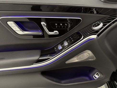 Used 2023 Mercedes-Benz S 580 4MATIC Sedan image 11