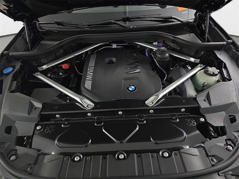 New 2026 BMW X5 xDrive40i w/ M Sport Package image 30