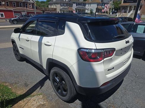 Used 2019 Jeep Compass Latitude AWD/4WD image 7
