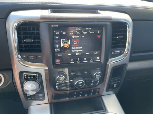 Used 2018 RAM 1500 Laramie w/ Convenience Group AWD/4WD image 17