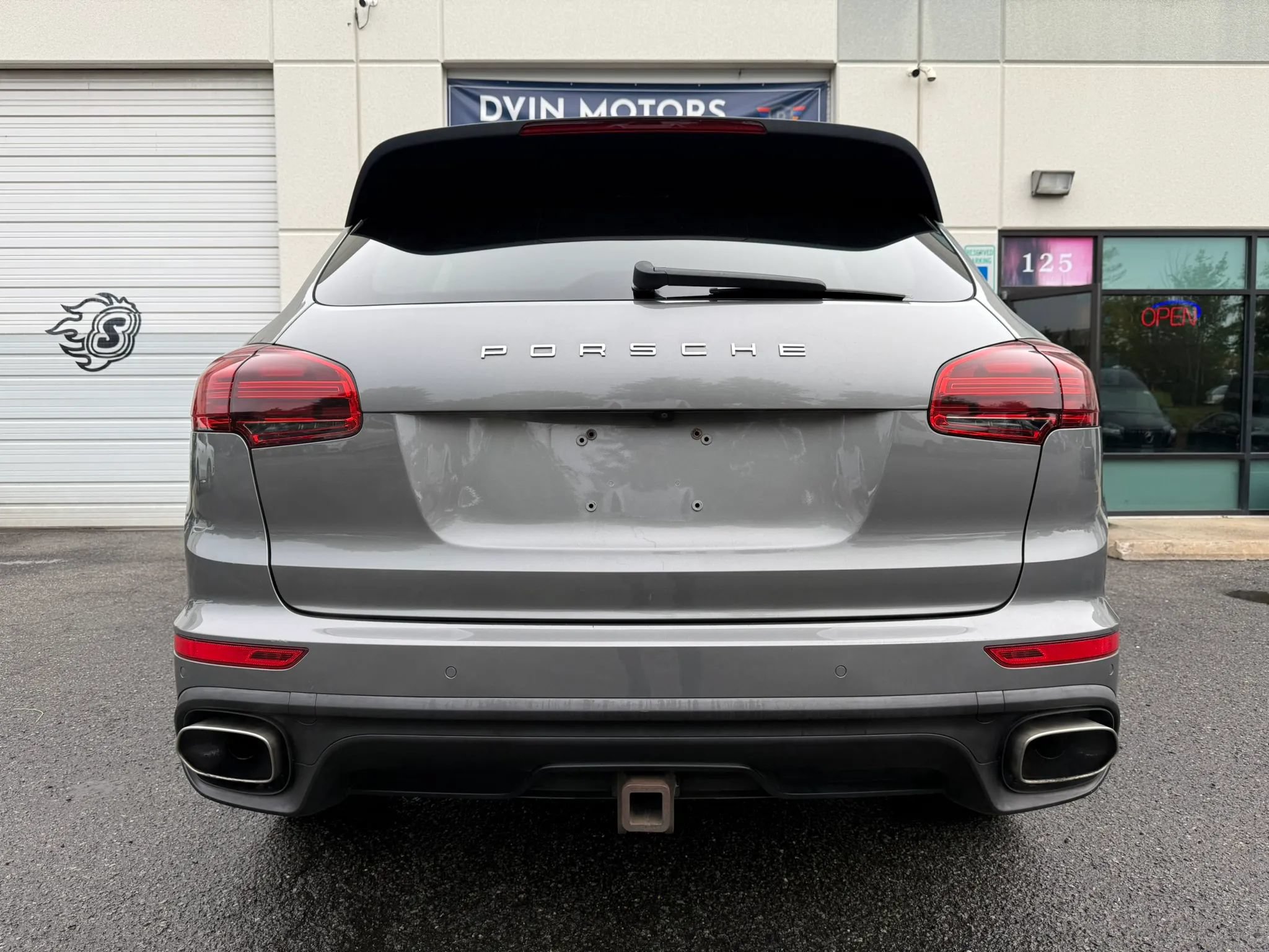 Used 2016 Porsche Cayenne AWD/4WD image 13