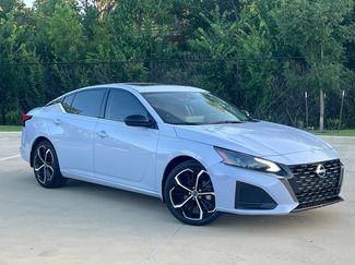 Used 2024 Nissan Altima 2.5 SR w/ SR Premium Package FWD video 1