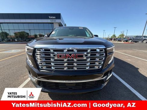 Used 2025 GMC Acadia Denali w/ LPO, Floor Liner Package image 3