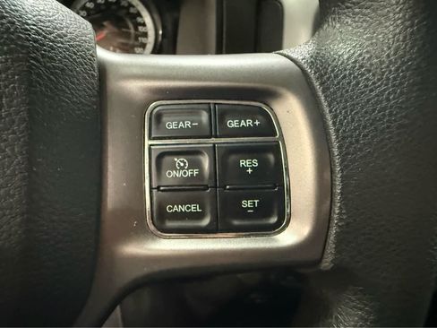 Used 2023 RAM 1500 Classic SLT AWD/4WD image 19