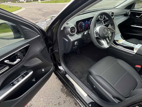 Used 2026 Mercedes-Benz C 300 4MATIC Sedan image 9
