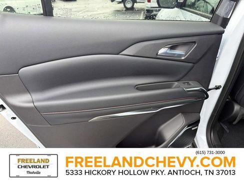 New 2026 Chevrolet Traverse RS image 12