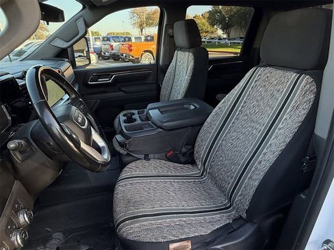 Used 2024 GMC Sierra 2500 SLE image 25