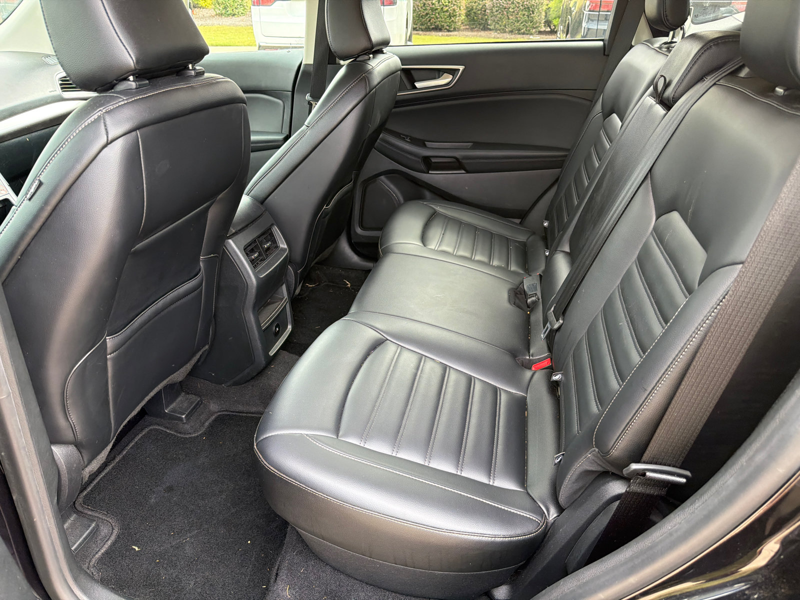 Used 2024 Ford Edge SEL AWD/4WD image 18