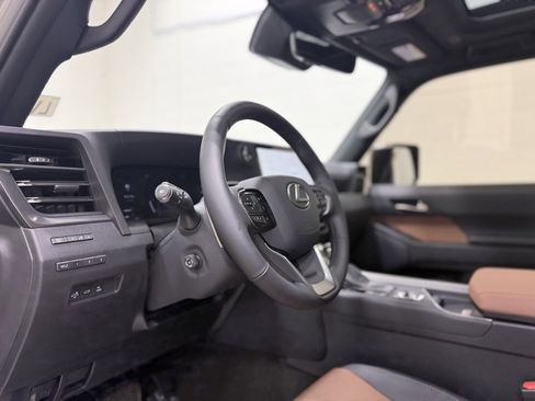 Used 2026 Lexus GX 550 image 26