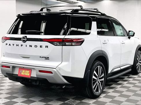 New 2025 Nissan Pathfinder Platinum w/ Lighting Package (N93) image 17
