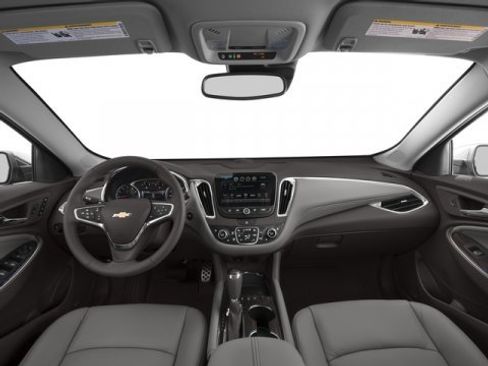 Used 2016 Chevrolet Malibu Premier w/ Driver Confidence Package image 11