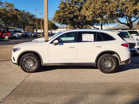 Used 2025 Mercedes-Benz GLC 300 GLC 300 image 4