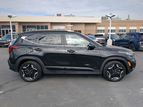 Certified 2024 Kia Seltos SX w/ SX Sunroof Package AWD/4WD image 6