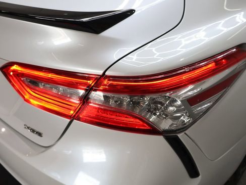 Used 2020 Toyota Camry XSE w/ Navigation Package image 30