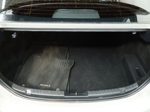 Used 2024 MAZDA MAZDA3 s FWD image 31
