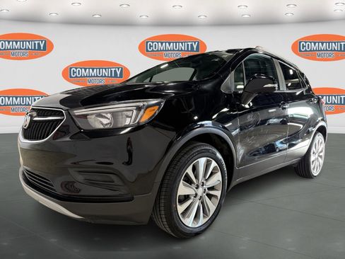 Used 2018 Buick Encore FWD image 1