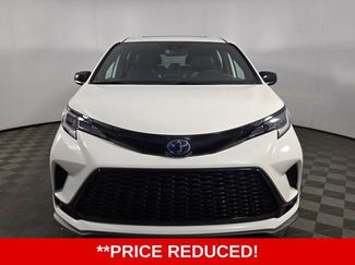 Used 2025 Toyota Sienna XSE AWD/4WD video 2