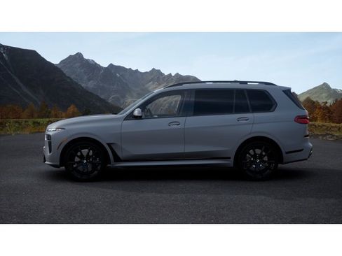 New 2027 BMW X7 M60i AWD/4WD image 4