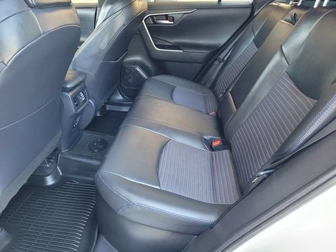 Used 2021 Toyota RAV4 XSE AWD/4WD image 18