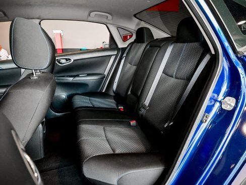 Used 2017 Nissan Sentra SR w/ Electronics Package FWD image 17