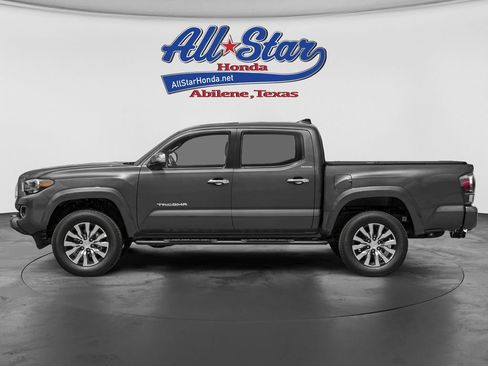 Used 2020 Toyota Tacoma Limited AWD/4WD image 3