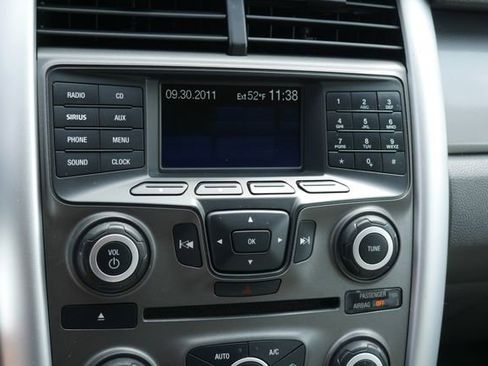 Used 2011 Ford Edge SEL AWD/4WD image 17